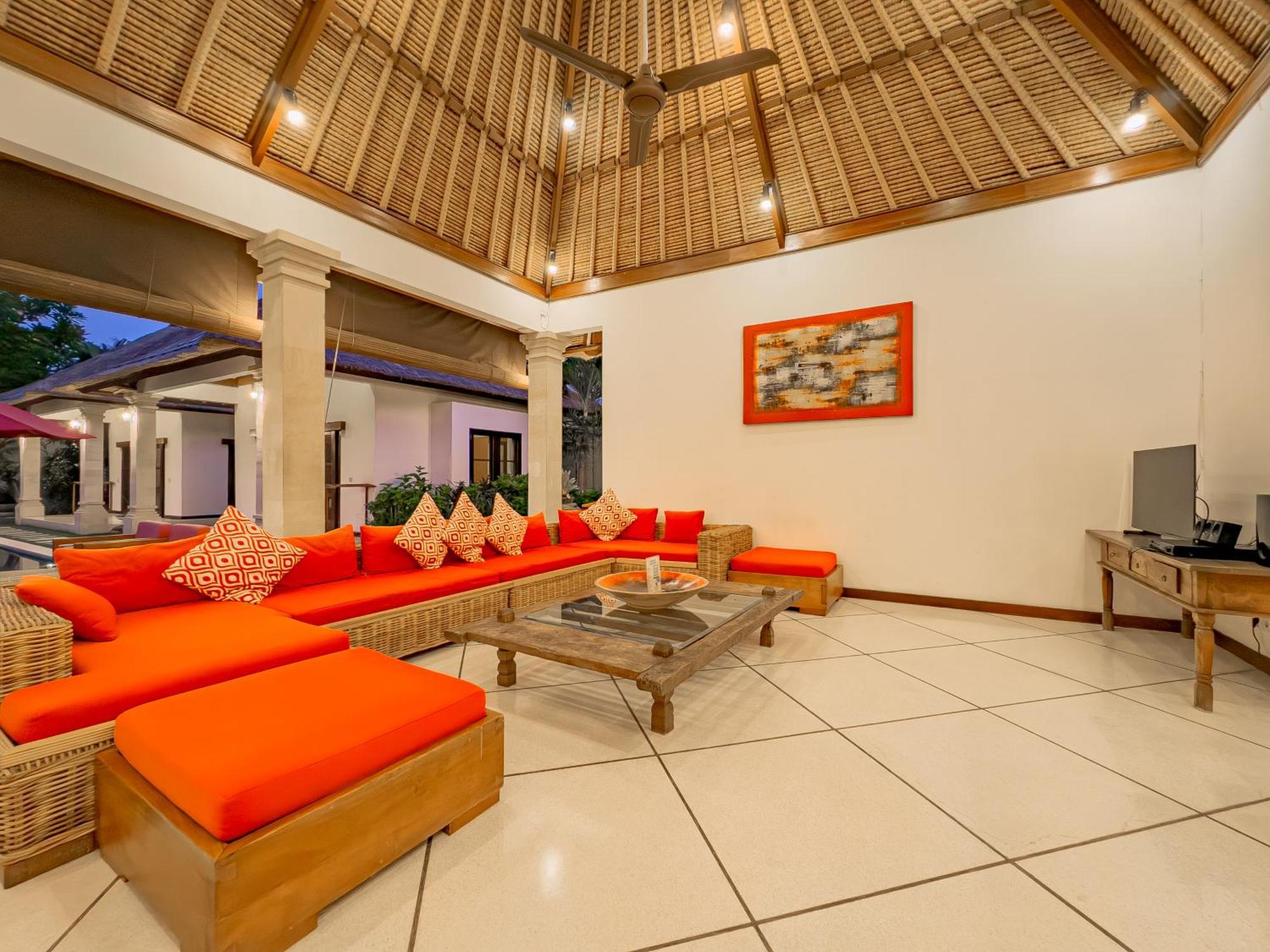 Villa Bugis Drupadi Seminyak 객실 사진