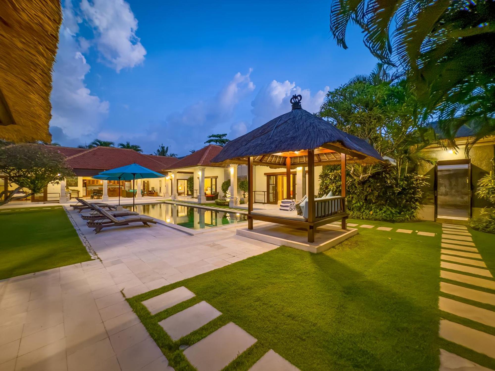 Villa Bugis Drupadi Seminyak 객실 사진
