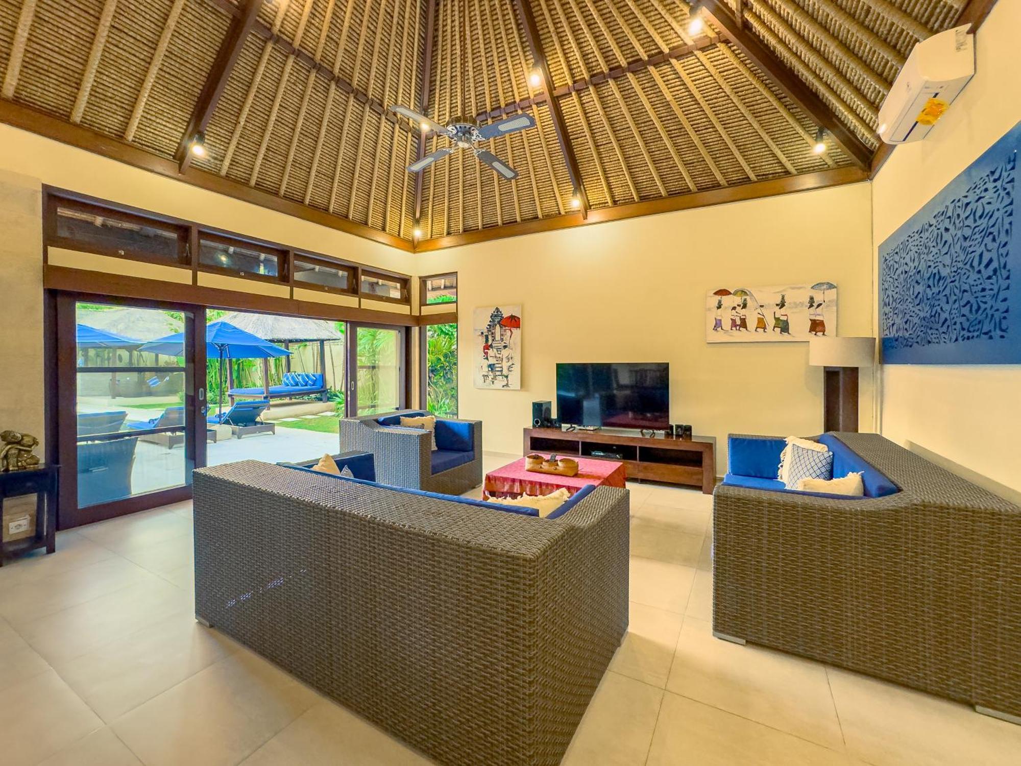 Villa Bugis Drupadi Seminyak 객실 사진