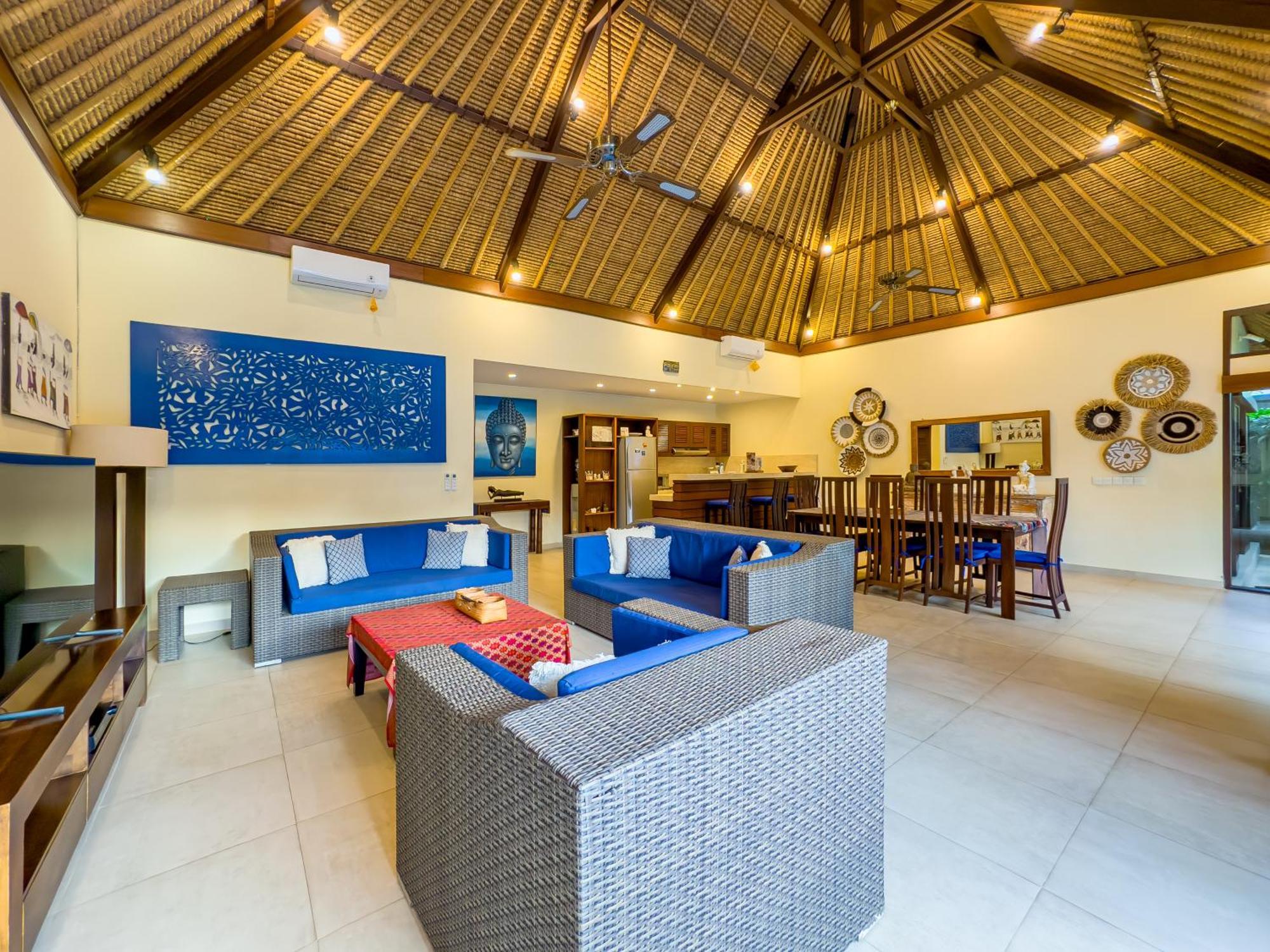 Villa Bugis Drupadi Seminyak 객실 사진