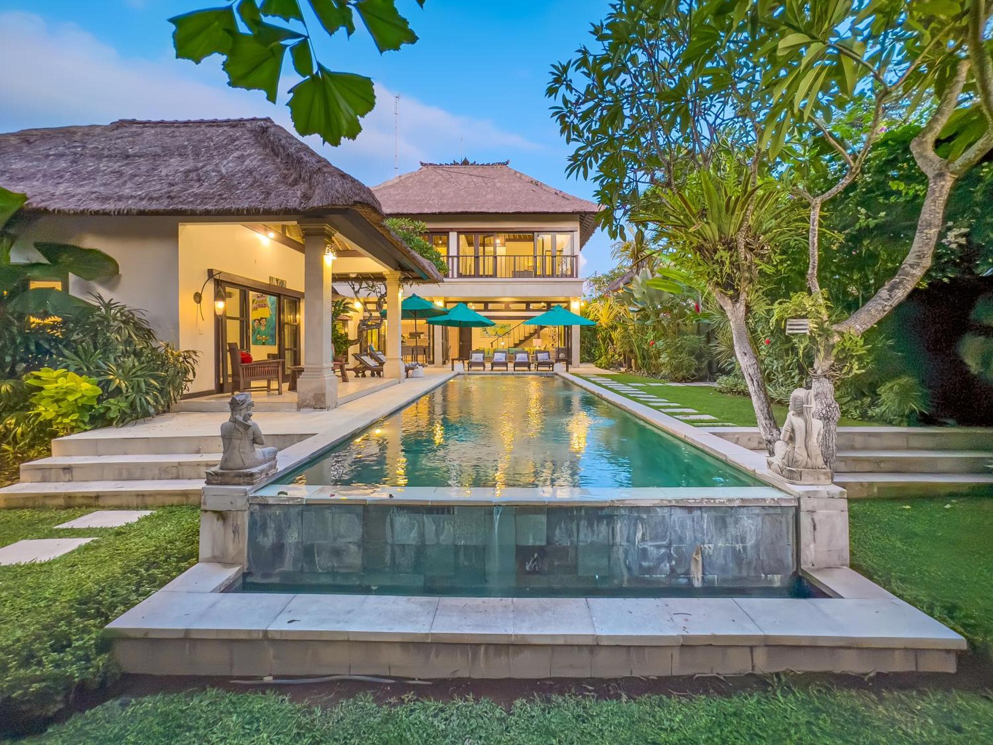 Villa Bugis Drupadi Seminyak 객실 사진